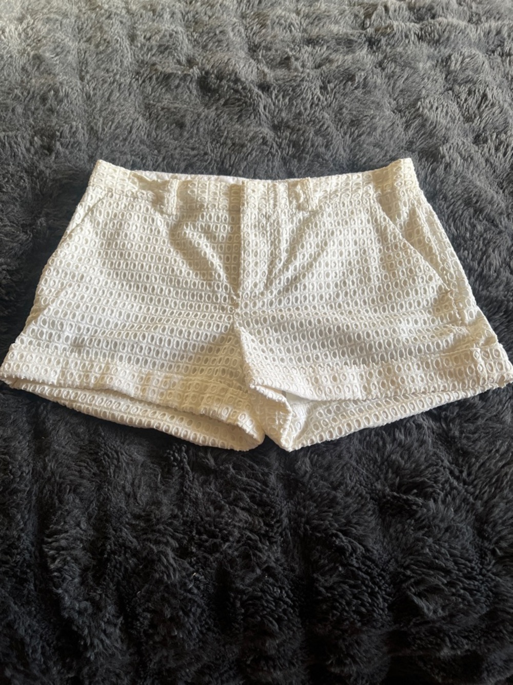 DKNY White Textured Cut Out Shorts 8